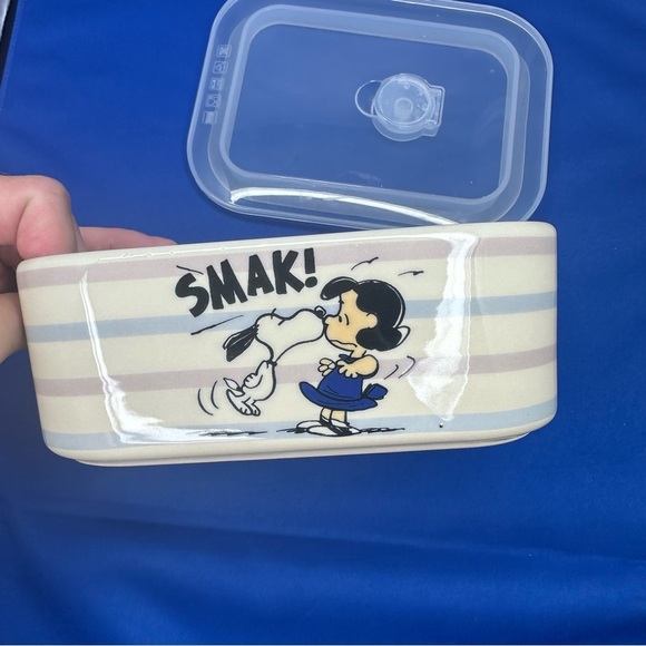 Peanuts Snoopy Lucy Smack Chow Time Stoneware Lunchbox Storage Container - Picture 5 of 7